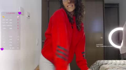 Snapshot of anna_dlove_cam chatting on February 25, 3:09 pm Anna online show from February 25, 3:09 pm