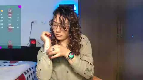 Snapshot of anna_dlove_cam chatting on December 12, 3:37 pm Anna online show from December 12, 3:37 pm