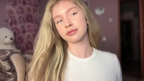 Annet online show from April 21, 3:19 pm