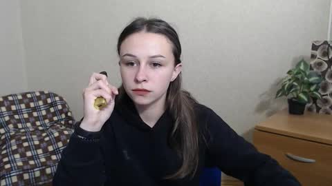 anna_sia_ online show from November 18, 1:01 pm