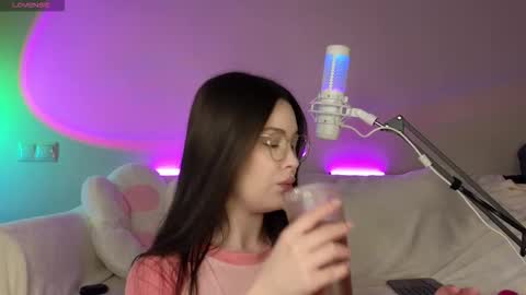 AnnaAoki online show from October 28, 8:53 am