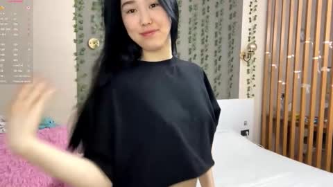 Aya  online show from February 9, 12:51 pm