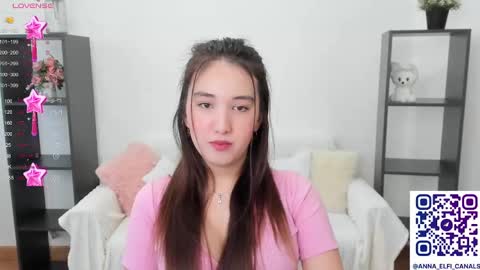 Snapshot of annaelfi chatting on January 31, 2:37 am Anna online show from January 31, 2:37 am