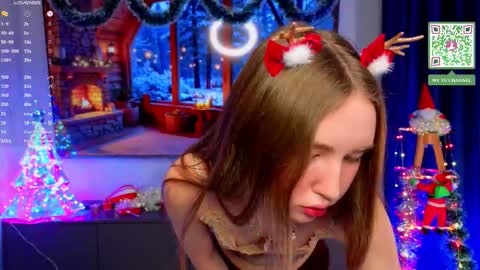 Holly Molly Im Polly online show from December 4, 7:14 pm