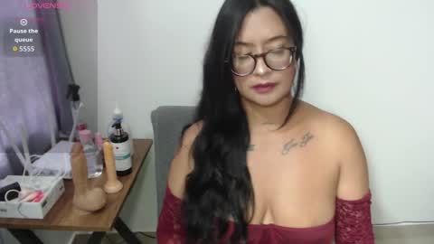   Anna  online show from March 30, 3:33 pm