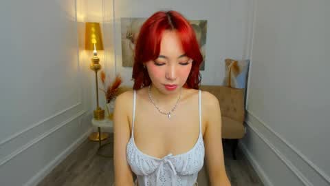 Anna online show from April 2, 7:33 pm