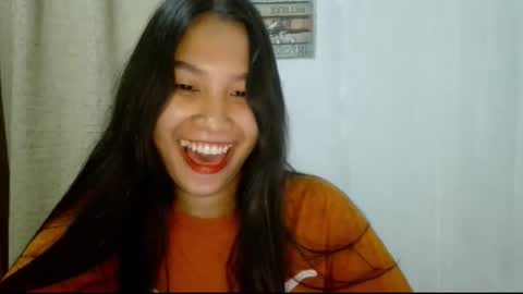 Riane online show from October 14, 2:19 pm