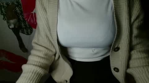 Bella online show from November 13, 6:18 pm