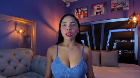 Anne online show from December 2, 7:16 pm