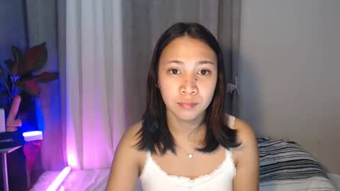 anne_chanelx online show from March 13, 6:09 pm