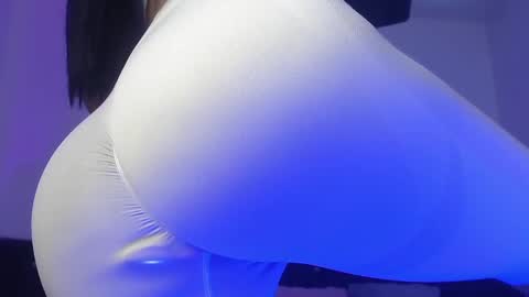 Anne  online show from October 4, 7:36 am