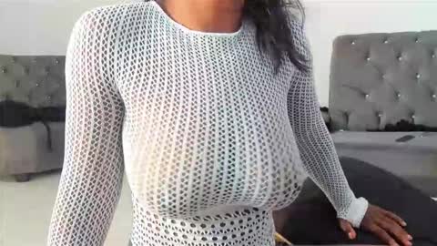 Annie  online show from January 12, 5:07 pm