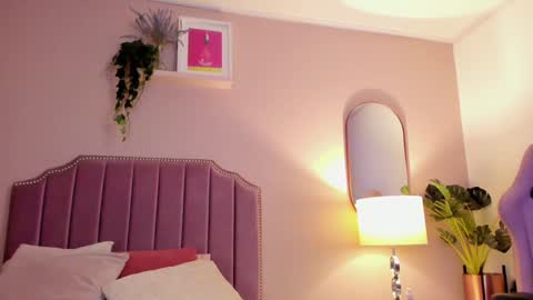 Anne  online show from January 21, 8:43 pm