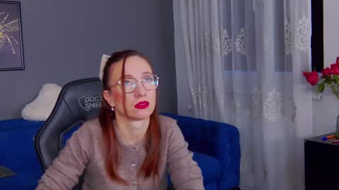 Anne online show from October 27, 5:03 am