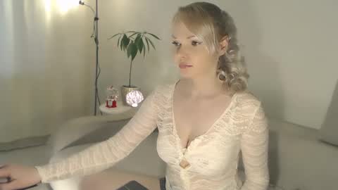 Annett online show from January 19, 12:28 pm