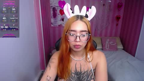 Snapshot of anni_acker_b chatting on February 17, 7:23 pm Anni acker b online show from February 17, 7:23 pm