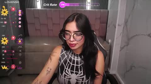 Snapshot of anni_acker_b chatting on October 13, 12:52 pm Anni acker b online show from October 13, 12:52 pm