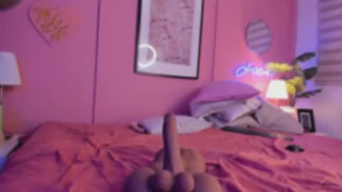 annia online show from October 15, 9:06 pm