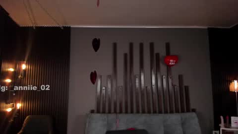 Snapshot of annie_barozzi chatting on February 15, 2:11 pm annie_barozzi online show from February 15, 2:11 pm