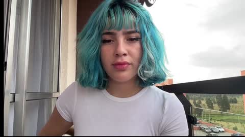 Snapshot of annie_snow_ chatting on February 3, 10:21 pm JEANNE no olvides seguirme dont forget follow me uu online show from February 3, 10:21 pm