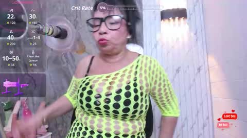 annie_wigg_ online show from October 22, 4:06 am