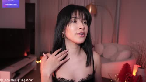 anniehillofficial_ online show from December 23, 8:14 pm