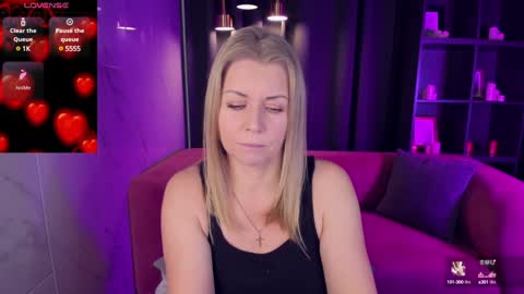 Annie online show from December 12, 6:47 am