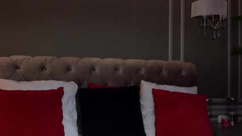 AnnieStyles online show from September 28, 5:36 am