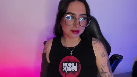Snapshot of annikamerliahh_ chatting on October 9, 4:49 am Annika online show from October 9, 4:49 am