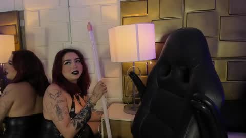 Snapshot of annikamerliahh_ chatting on March 3, 12:09 pm Annika online show from March 3, 12:09 pm
