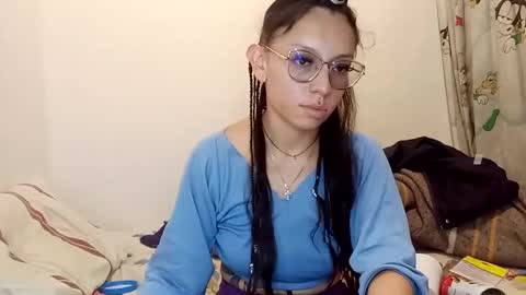 1AngiieMora999 online show from January 3, 1:59 am