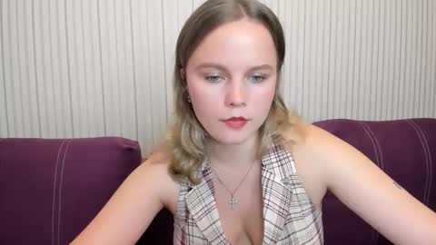 anny_love_you online show from September 29, 1:16 pm