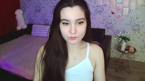 Annie online show from December 6, 12:12 am