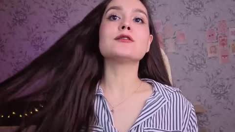 Annie online show from October 18, 5:10 am