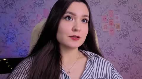 Annie online show from November 4, 6:46 pm