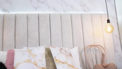 ANNYY  online show from March 26, 6:48 am