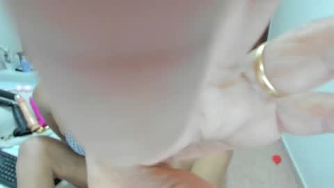 Snapshot of anthonela_hotsex chatting on February 19, 10:12 am anthonela_hotsex online show from February 19, 10:12 am