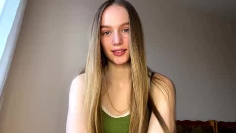 Viktoria online show from March 4, 3:07 pm