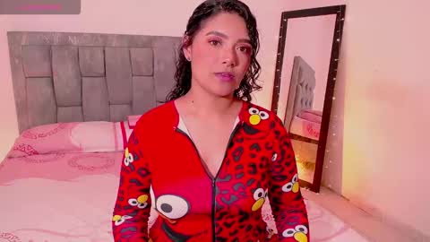 Antonella online show from March 22, 1:00 am