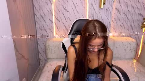 Follow me.. Live 1430 to 2100 online show from April 21, 1:42 am