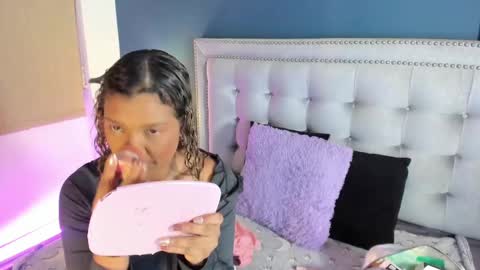 Sarah online show from February 10, 12:08 pm