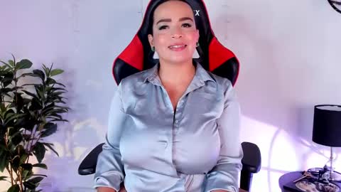 Antonia online show from February 20, 10:15 pm