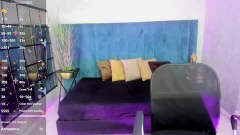 A N T O N I A online show from April 30, 5:40 pm