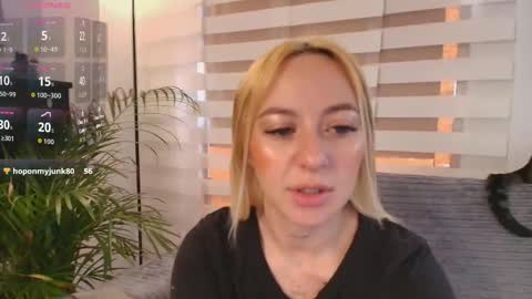 Antonia online show from February 23, 2:27 pm