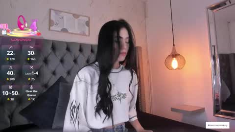 anya_belth online show from January 8, 7:18 pm