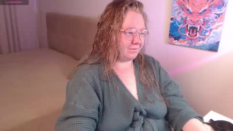 Anya Muna online show from December 21, 7:18 pm