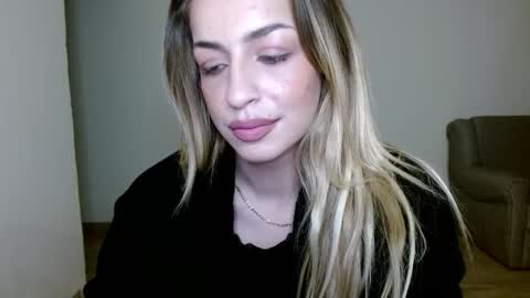 Anya online show from March 28, 7:57 pm