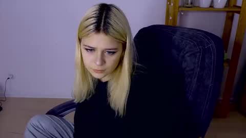 ApheliaStar online show from November 9, 4:14 pm