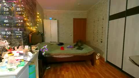 Aphrodite online show from March 1, 2:28 pm