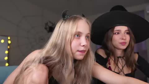  REYNA  next stream on December 3rd online show from October 31, 2:21 pm